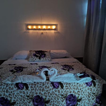 Hotel Kamelot Parque Central Quetzaltenango Exteriér fotografie