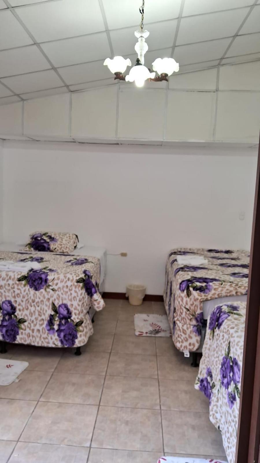 Hotel Kamelot Parque Central Quetzaltenango Exteriér fotografie